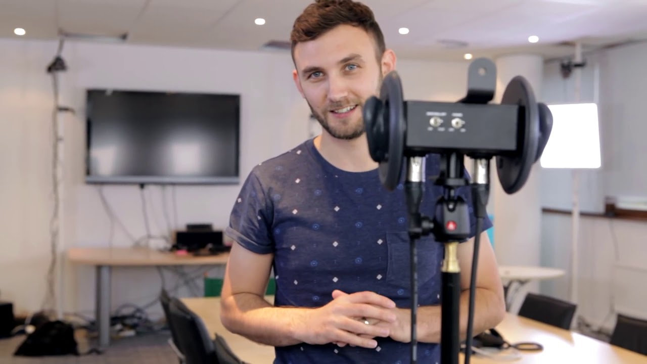 Équipement d'enregistrement de voix pour de l'audio binaural